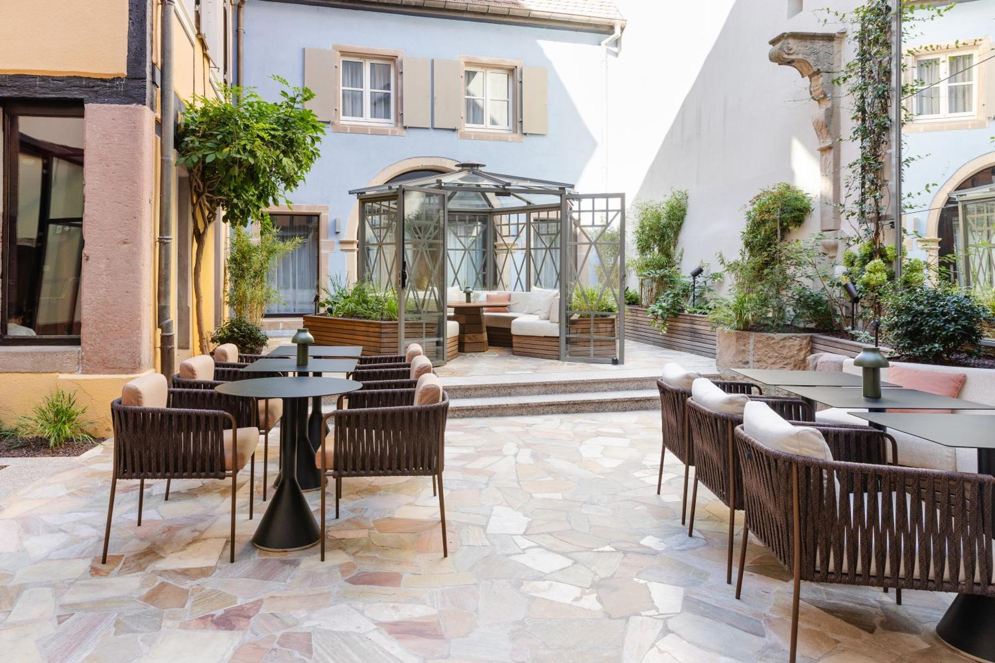 Hotel Le Colombier Colmar Bagian luar foto